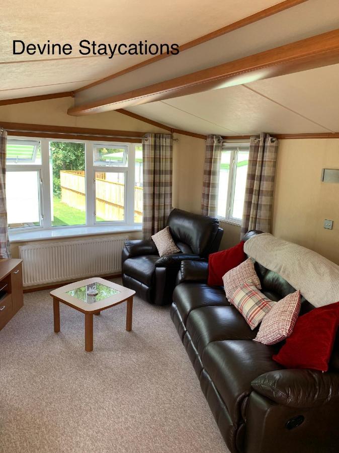 Devine Staycations At 38 Riverside Hawick Eksteriør bilde